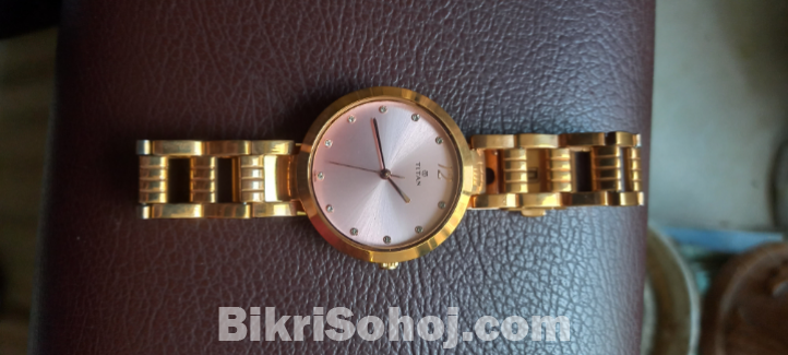 Titan Wrist Watch/টাইটান ব্র্যান্ডের অরিজিনাল ঘড়ি